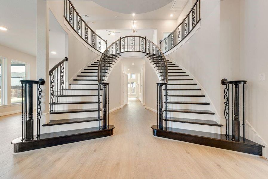 Spacious, unfurnished interior of a new home in South Pointe, Mansfield (Image 29).