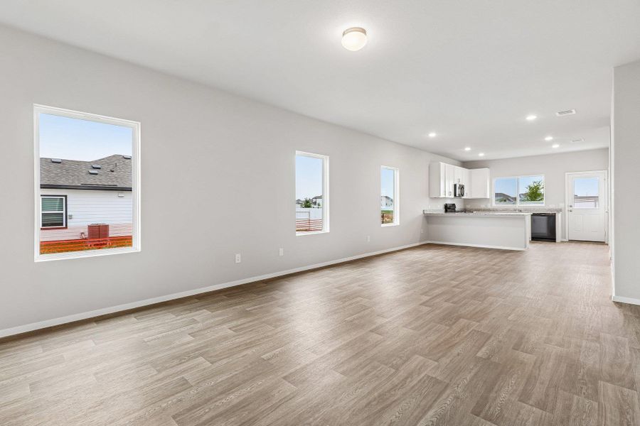 Spacious, unfurnished interior of a new home in Harvest Ridge, Elgin (Image 13). Spacious, unfurnished interior of a new home in Harvest Ridge, Elgin (Image 13).
