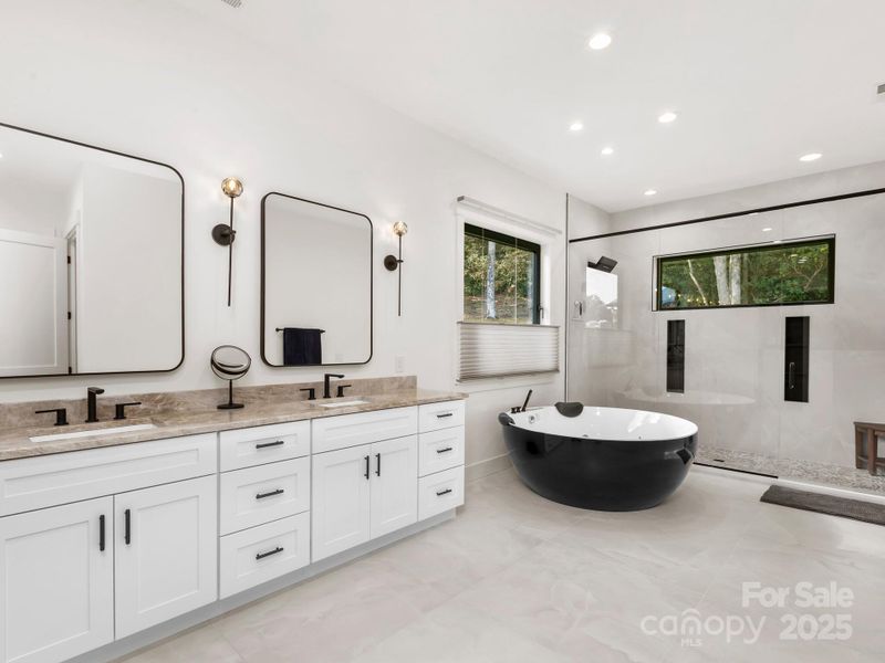 Furnished interior view inside a new home in , Horse Shoe (Image 19).