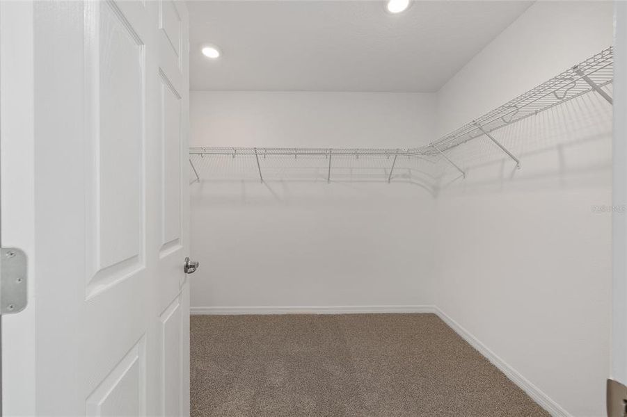 Spacious, unfurnished interior of a new home in Calesa Township, Ocala (Image 51).