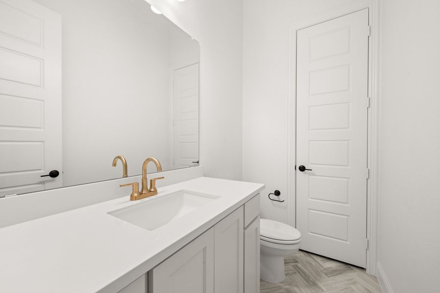 Furnished interior view inside a new home in Panchasarp Farms, Burleson (Image 11). Furnished interior view inside a new home in Panchasarp Farms, Burleson (Image 11).