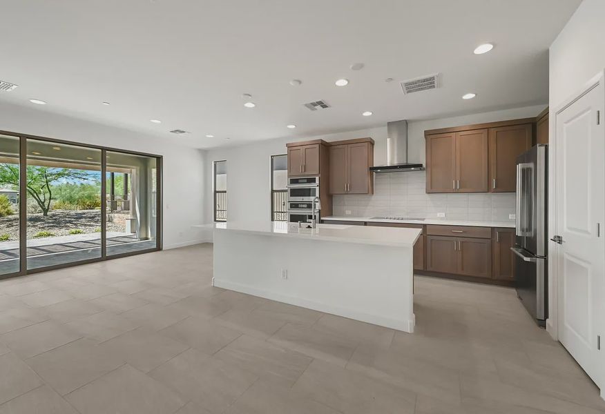 Trilogy Verde River Valletta HS 982 Kitchen - 11 of 18 Trilogy Verde River Valletta HS 982 Kitchen - 11 of 18