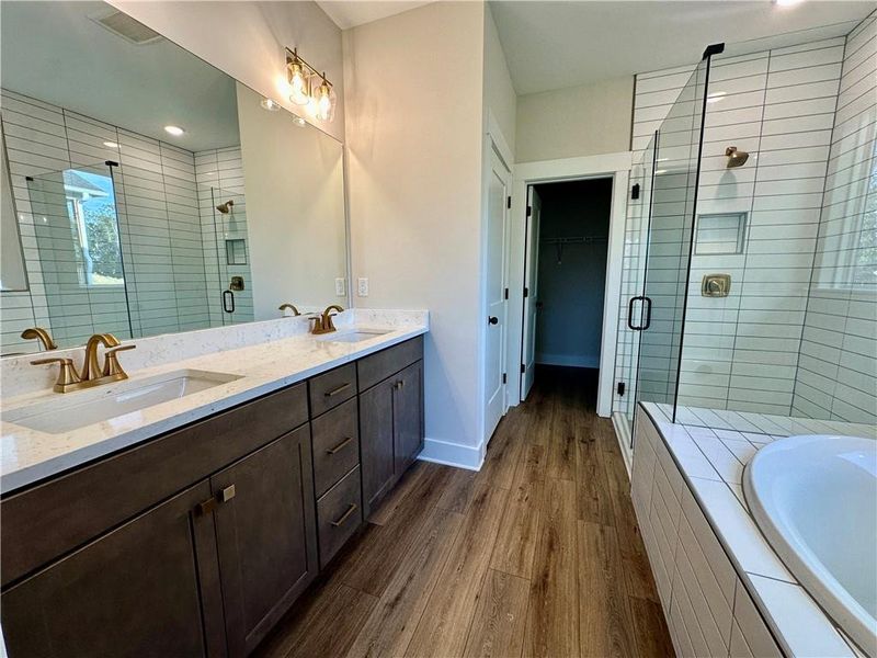 Furnished interior view inside a new home in Twin Lakes, Hoschton (Image 10).