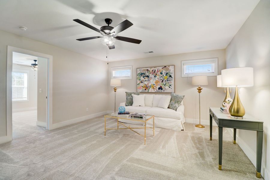 Representative furnished interior of a home built from the Bradley II by Great Southern Homes in Lynbrook, Boiling Springs (Image 18).