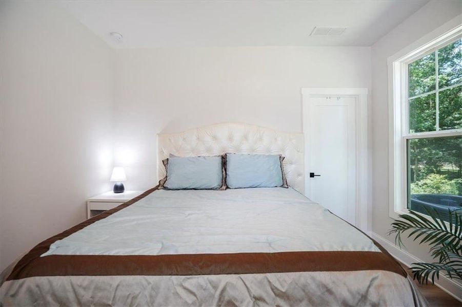 Furnished interior view inside a new home in , Acworth (Image 59).