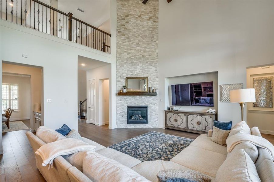 Furnished interior view inside a new home in , Mansfield (Image 31).