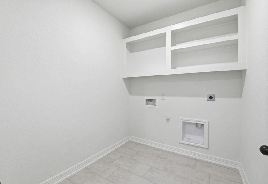 Spacious, unfurnished interior of a new home in Brookewater, Rosenberg (Image 39). Spacious, unfurnished interior of a new home in Brookewater, Rosenberg (Image 39).