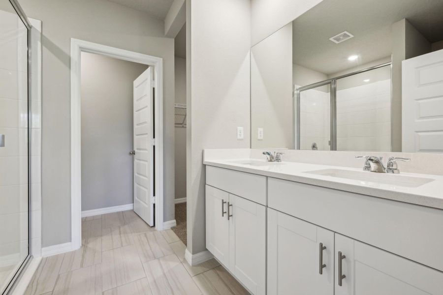 Furnished interior view inside a new home in Hampton Park - Classic Series, Vero Beach (Image 5).