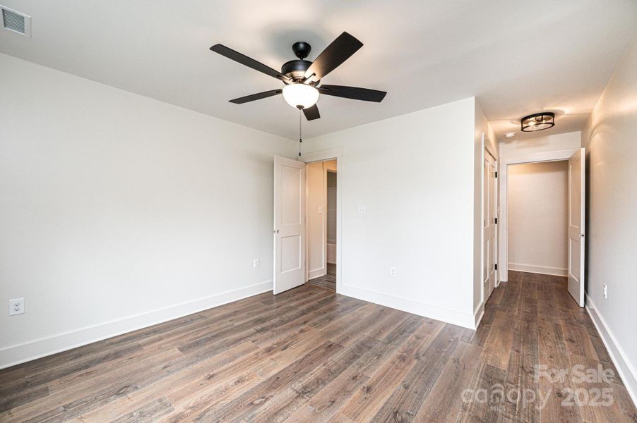 Spacious, unfurnished interior of a new home in , Hickory (Image 41). Spacious, unfurnished interior of a new home in , Hickory (Image 41).