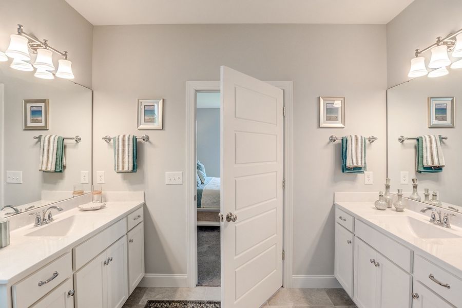 Representative furnished interior of a home built from the The Amherst by RobuckHomes in Windwater, Hampstead (Image 8).