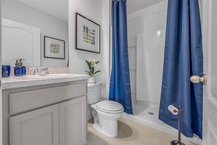 Furnished interior view inside a new home in , Lakeland (Image 7).