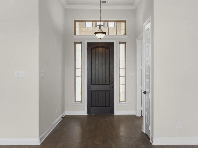 Spacious, unfurnished interior of a new home in Levante, Waxahachie (Image 18).