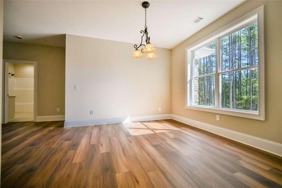 Spacious, unfurnished interior of a new home in , Mansfield (Image 25).