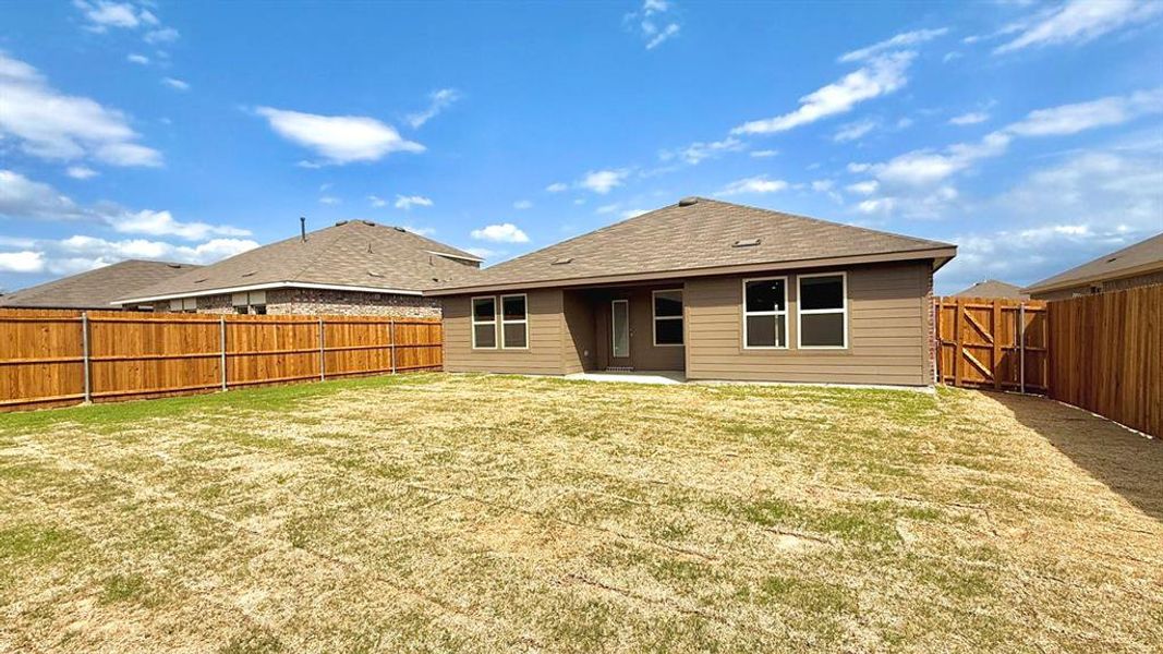 Front exterior of a new home in Riverfield, Josephine, TX, highlighting curb appeal (Image 1). Front exterior of a new home in Riverfield, Josephine, TX, highlighting curb appeal (Image 1).