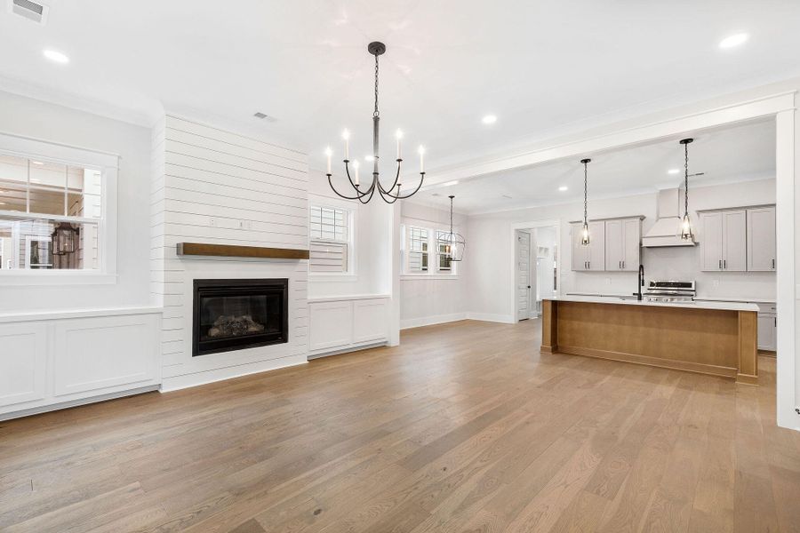 Spacious, unfurnished interior of a new home in Central Park, James Island (Image 11).