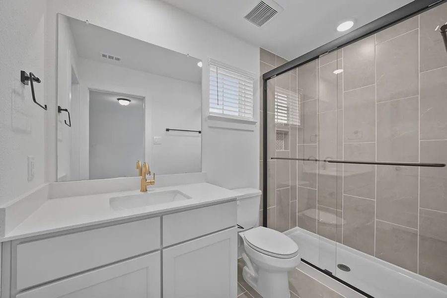Furnished interior view inside a new home in Grange, Katy (Image 14).