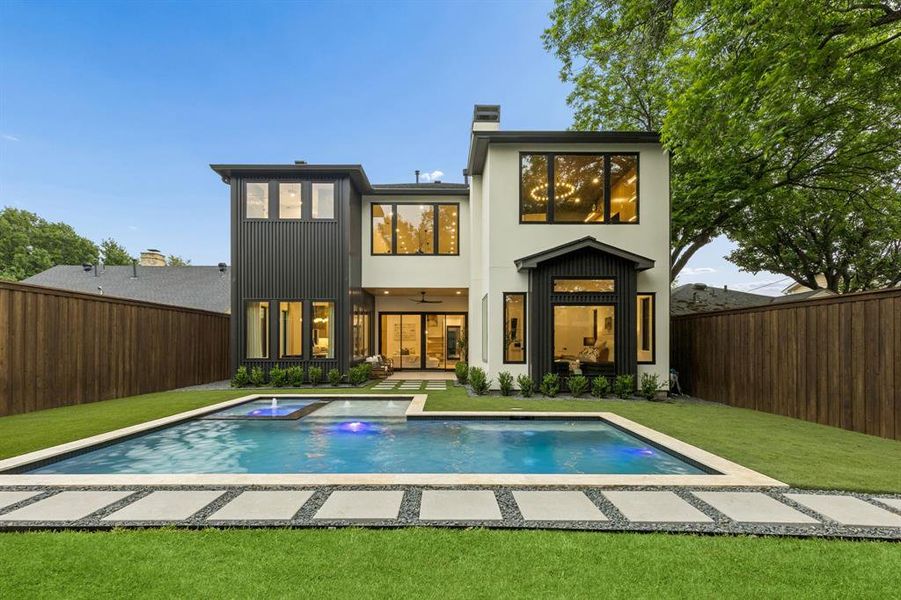 Exterior details and patio area of a home in , Dallas (Image 4).