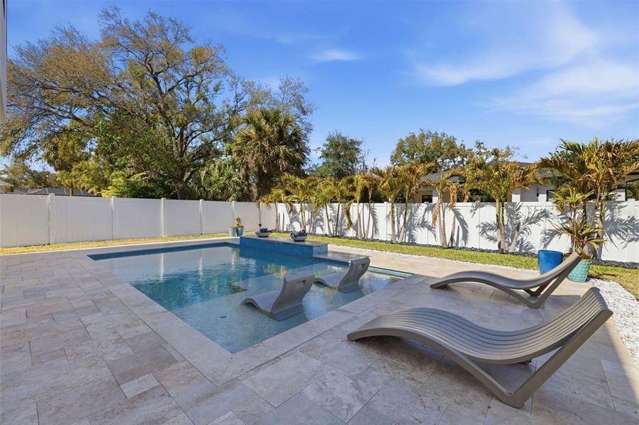 Exterior details and patio area of a home in , Tampa (Image 22).