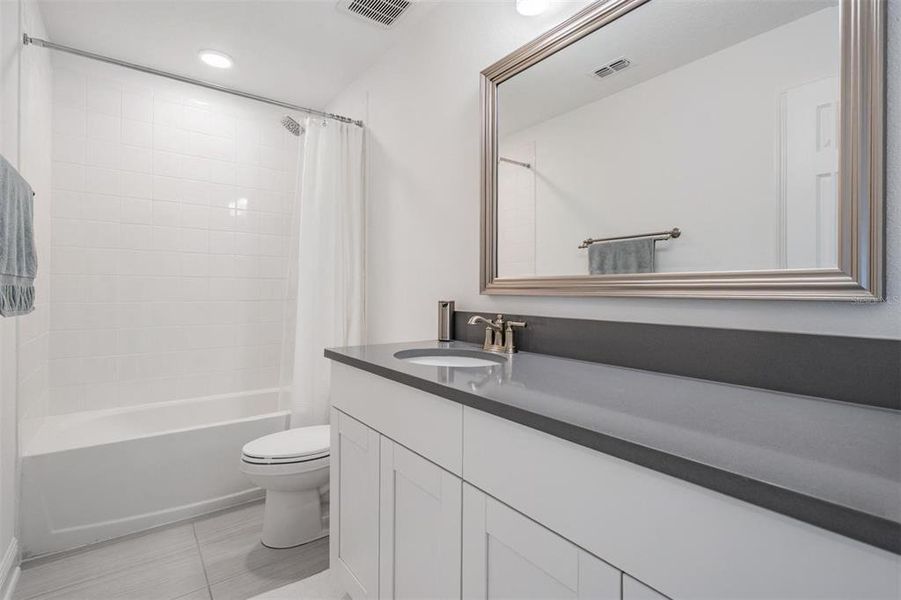 Furnished interior view inside a new home in , Wesley Chapel (Image 22).