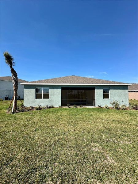 Exterior details and patio area of a home in Rye Ranch, Parrish (Image 16).