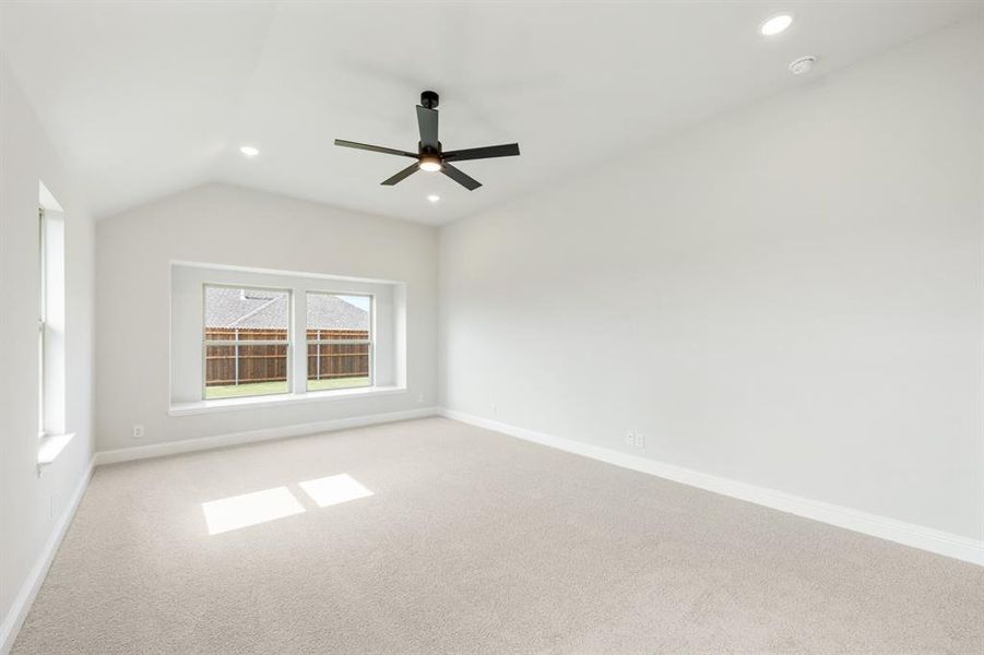 Spacious, unfurnished interior of a new home in Addison Hills, Cedar Hill (Image 28).
