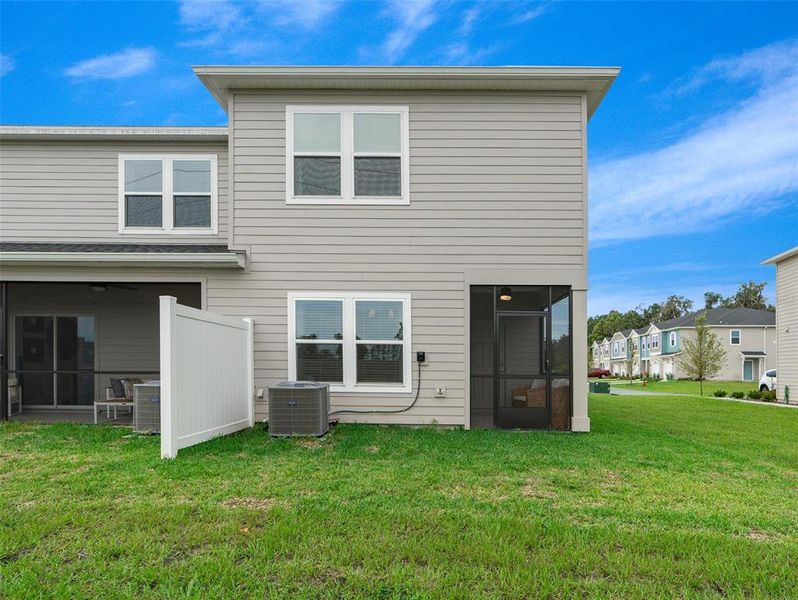 Exterior details and patio area of a home in , Ocala (Image 25). Exterior details and patio area of a home in , Ocala (Image 25).