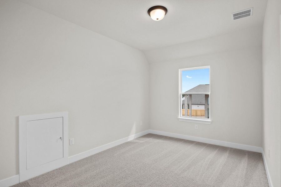 Spacious, unfurnished interior of a new home in Santa Rita Ranch - 60', Liberty Hill (Image 24).