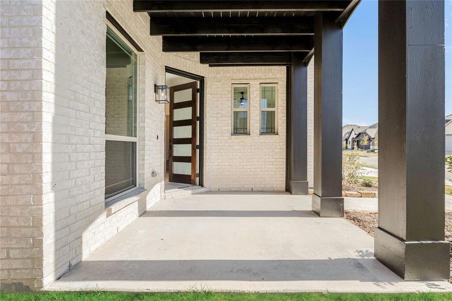 Exterior details and patio area of a home in Maplewood, Glenn Heights (Image 26). Exterior details and patio area of a home in Maplewood, Glenn Heights (Image 26).