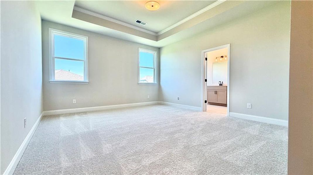 Spacious, unfurnished interior of a new home in Wehunt Meadows, Hoschton (Image 24).