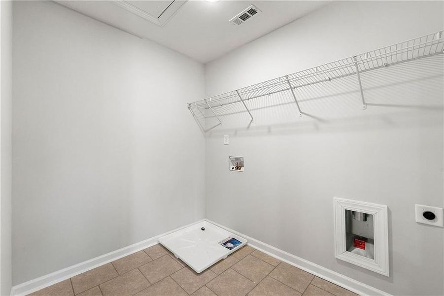 Spacious, unfurnished interior of a new home in , Watkinsville (Image 23).