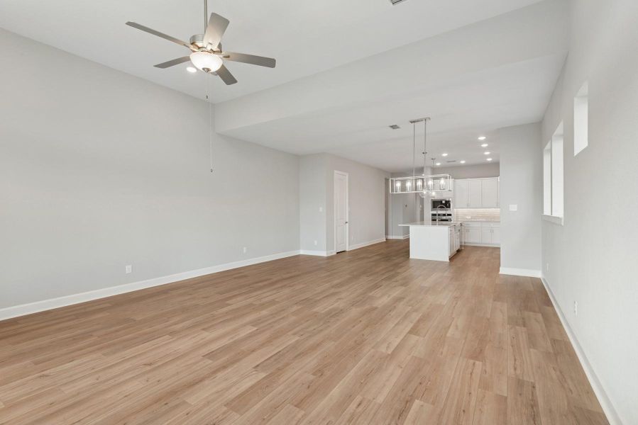 Spacious, unfurnished interior of a new home in ARTAVIA 45' Homesites, Conroe (Image 32).