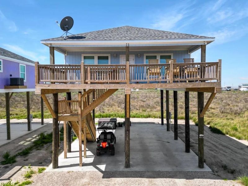 Exterior details and patio area of a home in , Bolivar (Image 17).