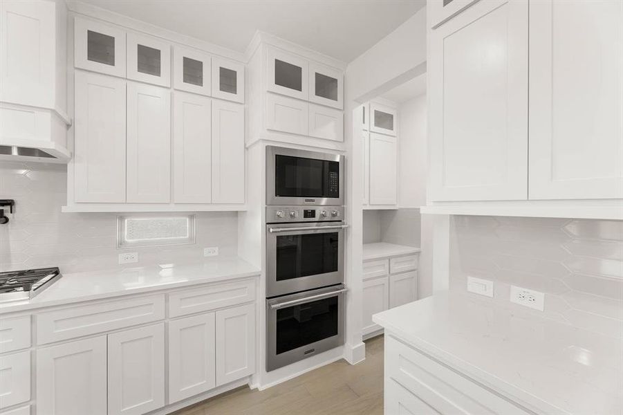 Furnished interior view inside a new home in Hidden Lakes Estates, DeSoto (Image 9).