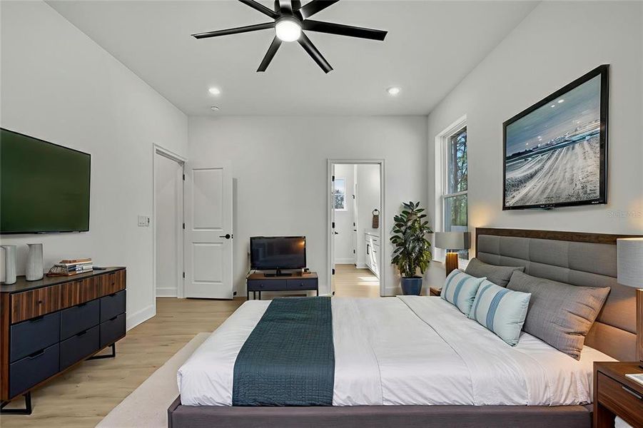 Furnished interior view inside a new home in , Weeki Wachee (Image 8).