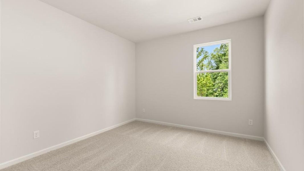 Spacious, unfurnished interior of a new home in Falcon Landing, Gainesville (Image 26).