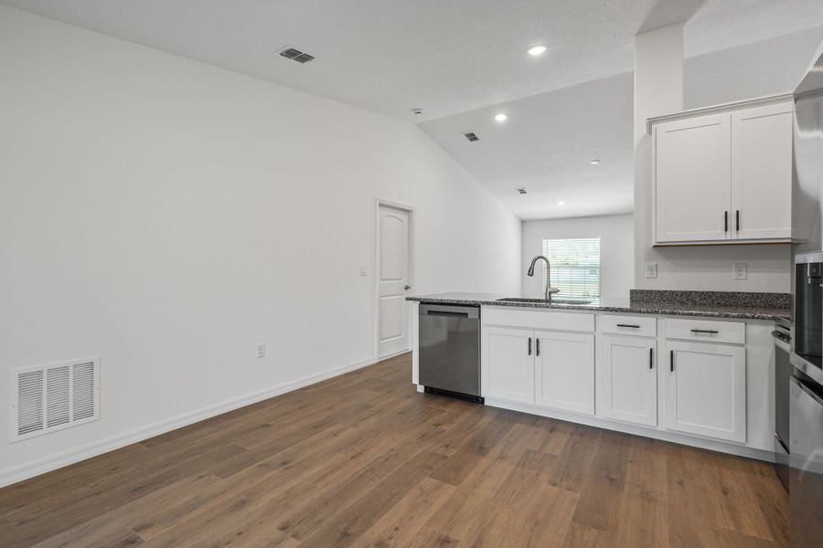 Furnished interior view inside a new home in Palm Bay & South Brevard, Palm Bay (Image 6).