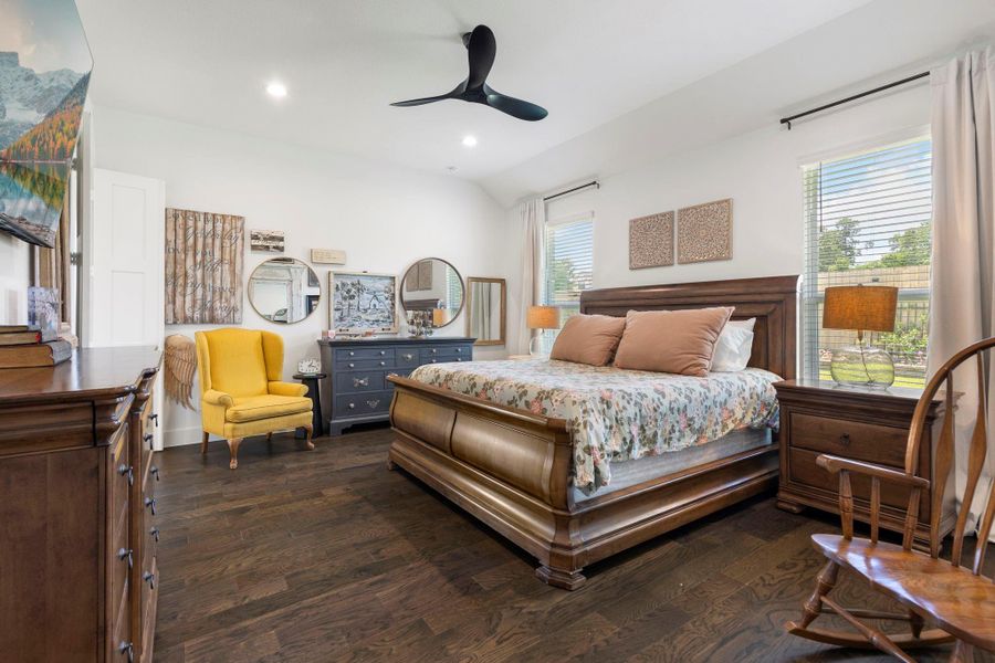 Furnished interior view inside a new home in Water Crest on Lake Conroe - LAKE FRONT, Conroe (Image 27). Furnished interior view inside a new home in Water Crest on Lake Conroe - LAKE FRONT, Conroe (Image 27).