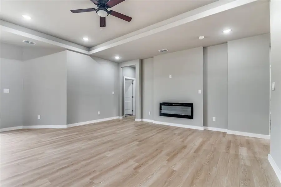 Spacious, unfurnished interior of a new home in , Trinidad (Image 23).