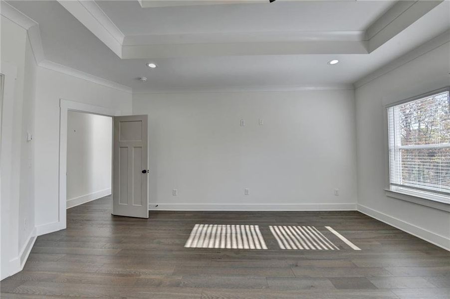 Spacious, unfurnished interior of a new home in , Buford (Image 71).