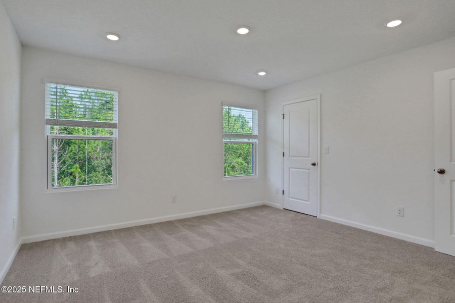 Spacious, unfurnished interior of a new home in , Middleburg (Image 18). Spacious, unfurnished interior of a new home in , Middleburg (Image 18).