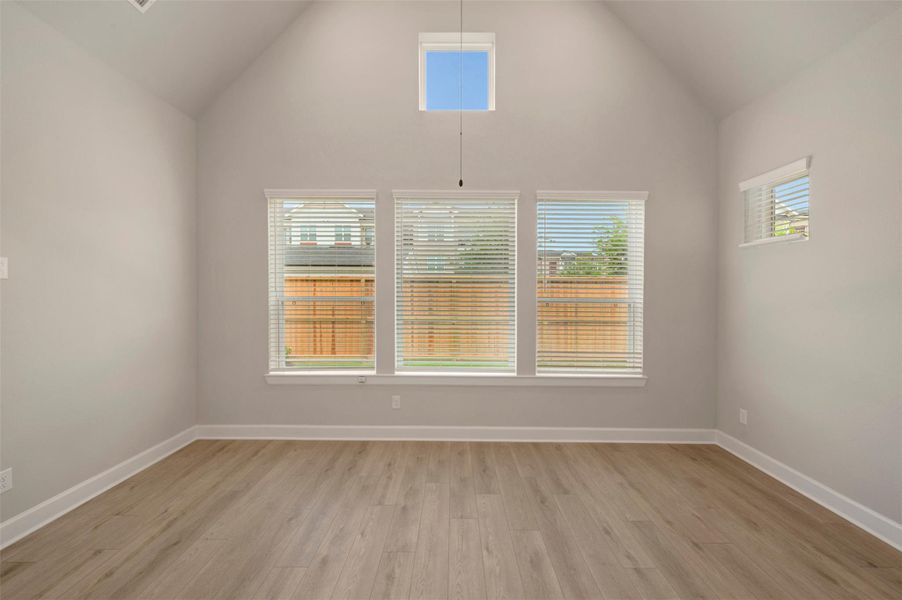 Spacious, unfurnished interior of a new home in Harvest Green - Reserve Collection, Richmond (Image 22).