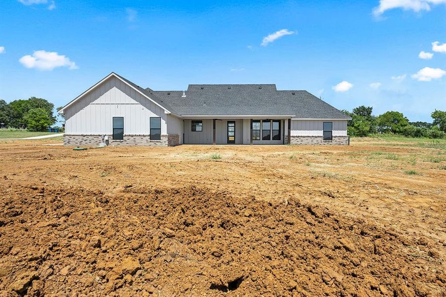 Image 28 of a home in . Image 28 of a home in .