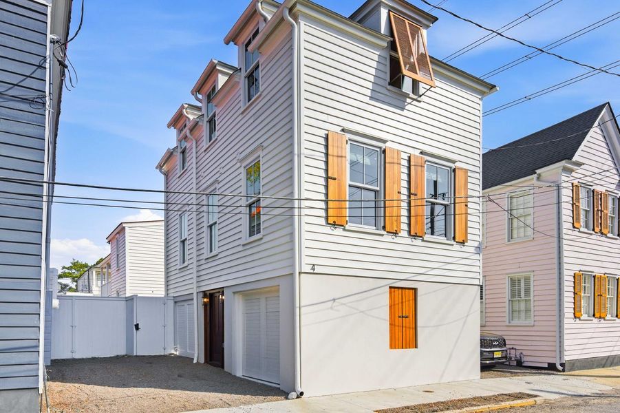 Exterior details and patio area of a home in , Charleston (Image 3).