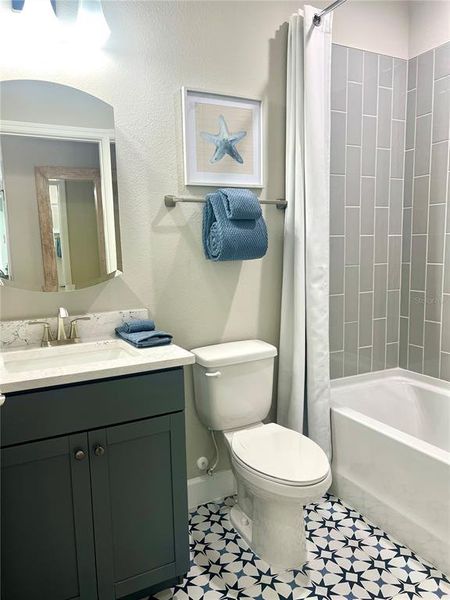 Furnished interior view inside a new home in , Daytona Beach (Image 5).