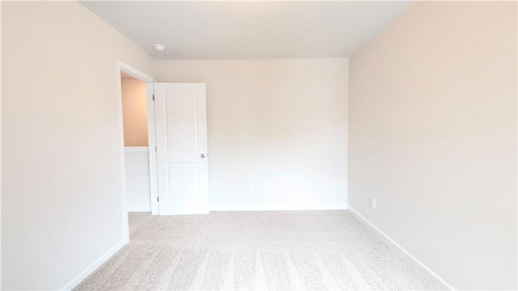Spacious, unfurnished interior of a new home in Owen Preserve, Canton (Image 10).