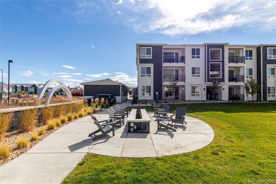 Image 27 of a home in Gateway Commons.