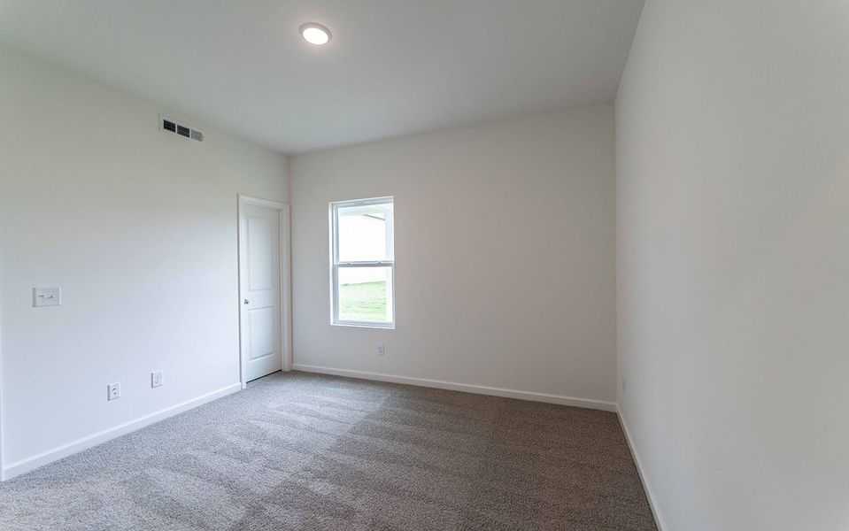 Spacious, unfurnished interior of a new home in Stonehenge, Manchester (Image 35).