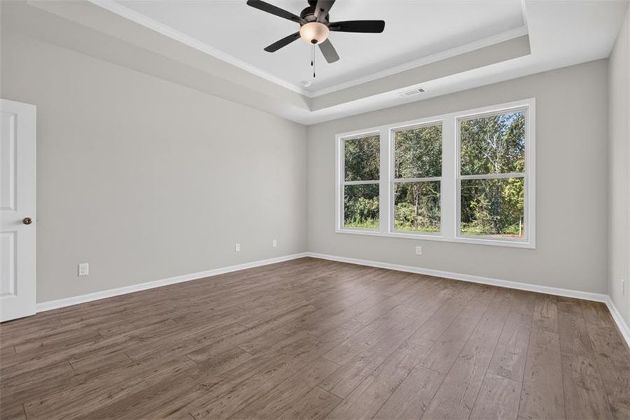 Spacious, unfurnished interior of a new home in , Athens (Image 46).