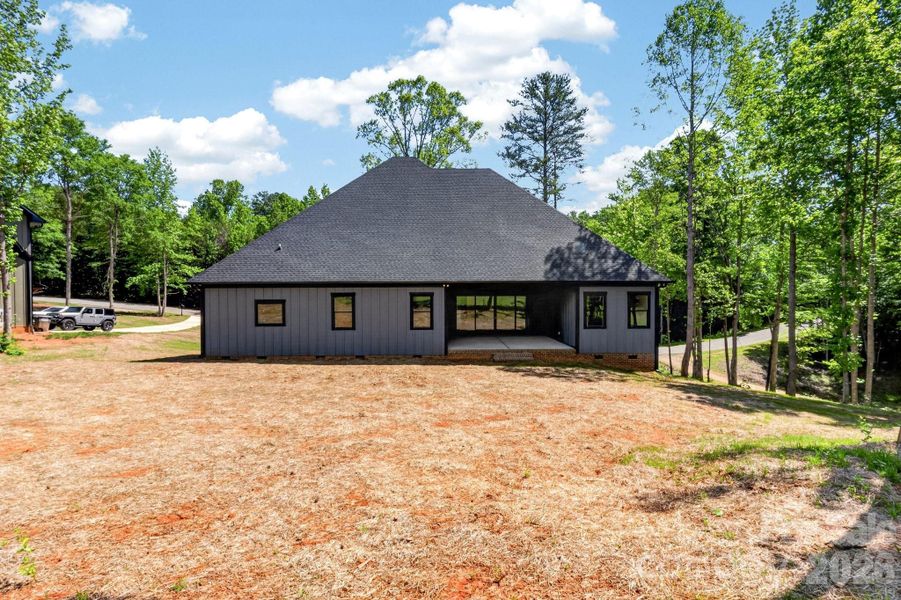 Exterior details and patio area of a home in , Statesville (Image 26).