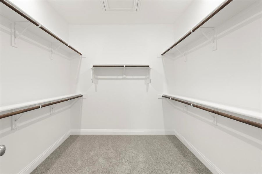 25. 2527 Huxley - Closet 25. 2527 Huxley - Closet